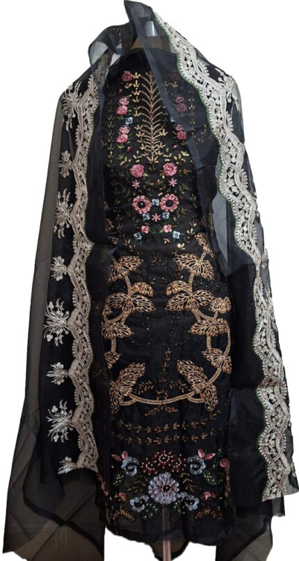 pakistani butiques three peice